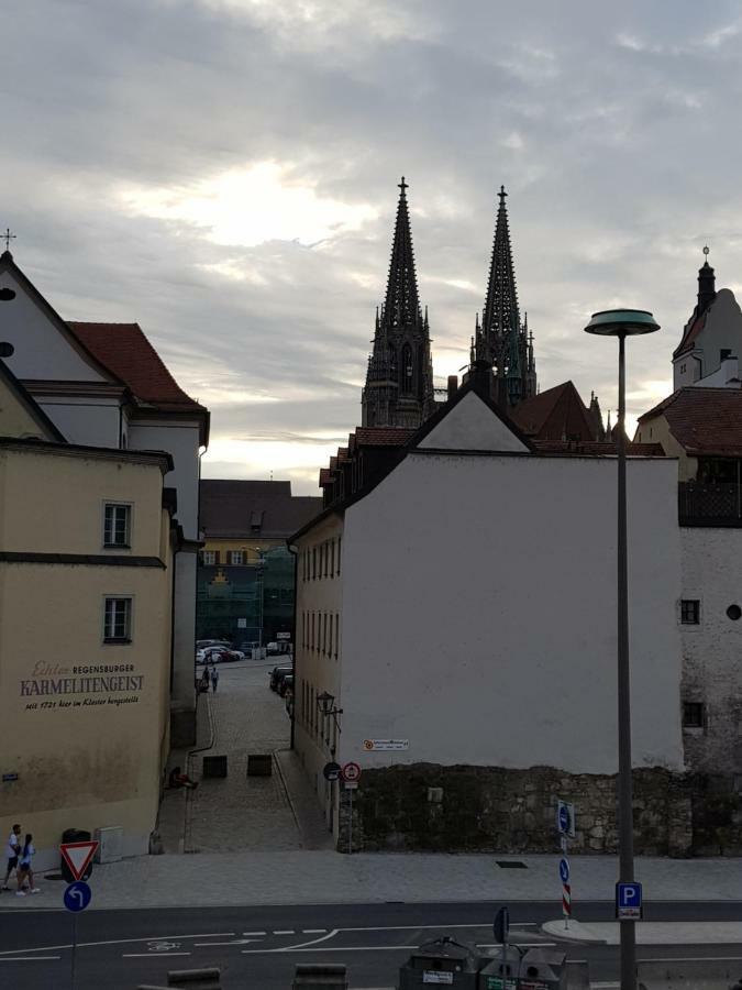 Apartment Jale Regensburg Exteriör bild