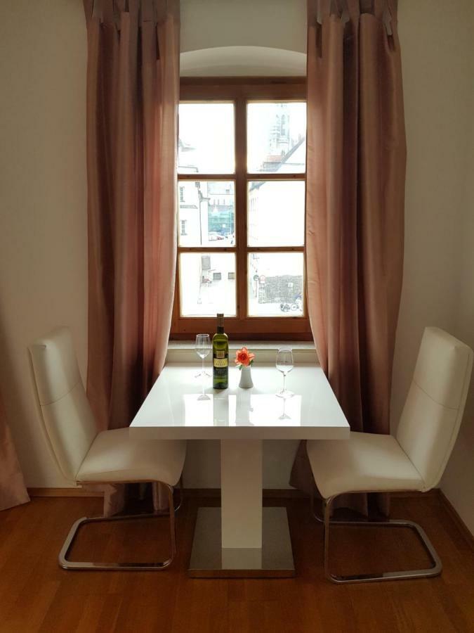 Apartment Jale Regensburg Exteriör bild