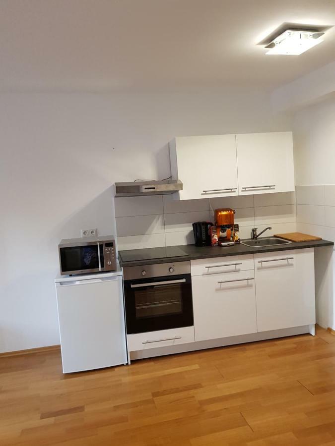 Apartment Jale Regensburg Exteriör bild